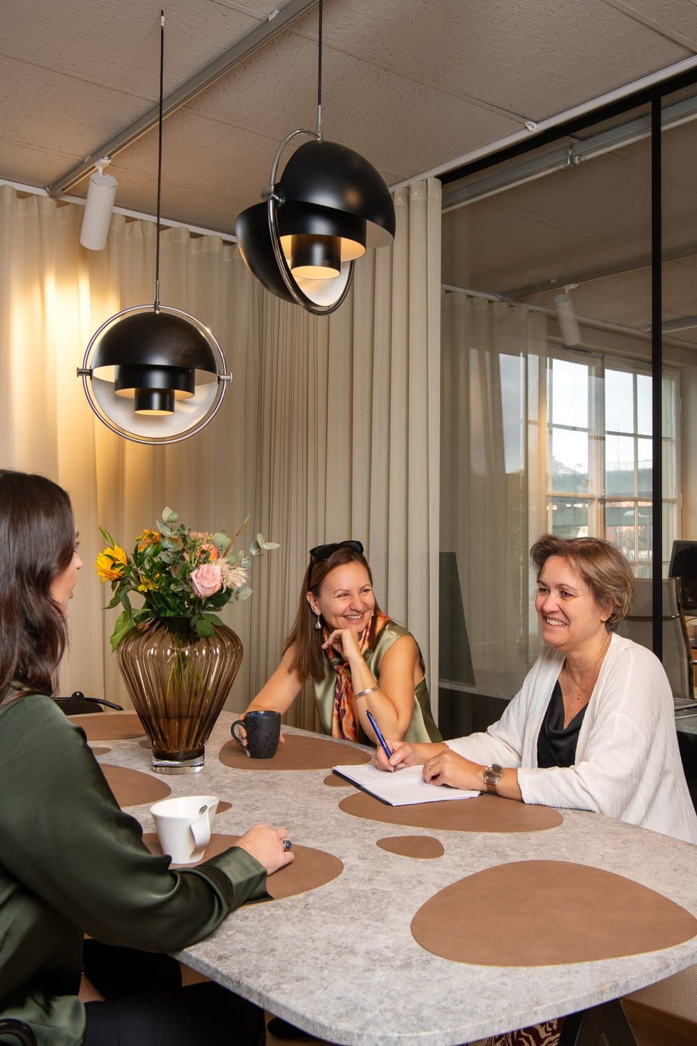 Why choose us right image